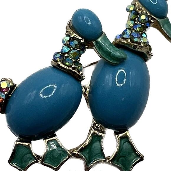 🩵 NEW Sweet couple of ducks brooch with Enamel & rhinestones 🩵 - Picture 5 of 5
